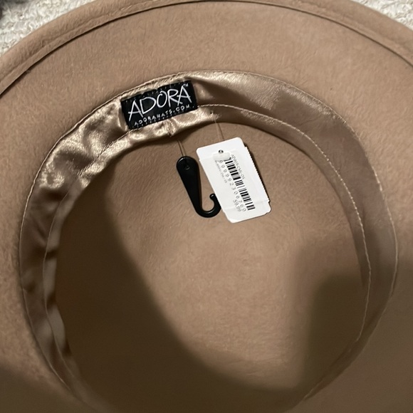 Adora hat - Picture 4 of 5